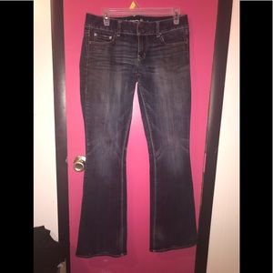 Women’s American Eagle jeans
